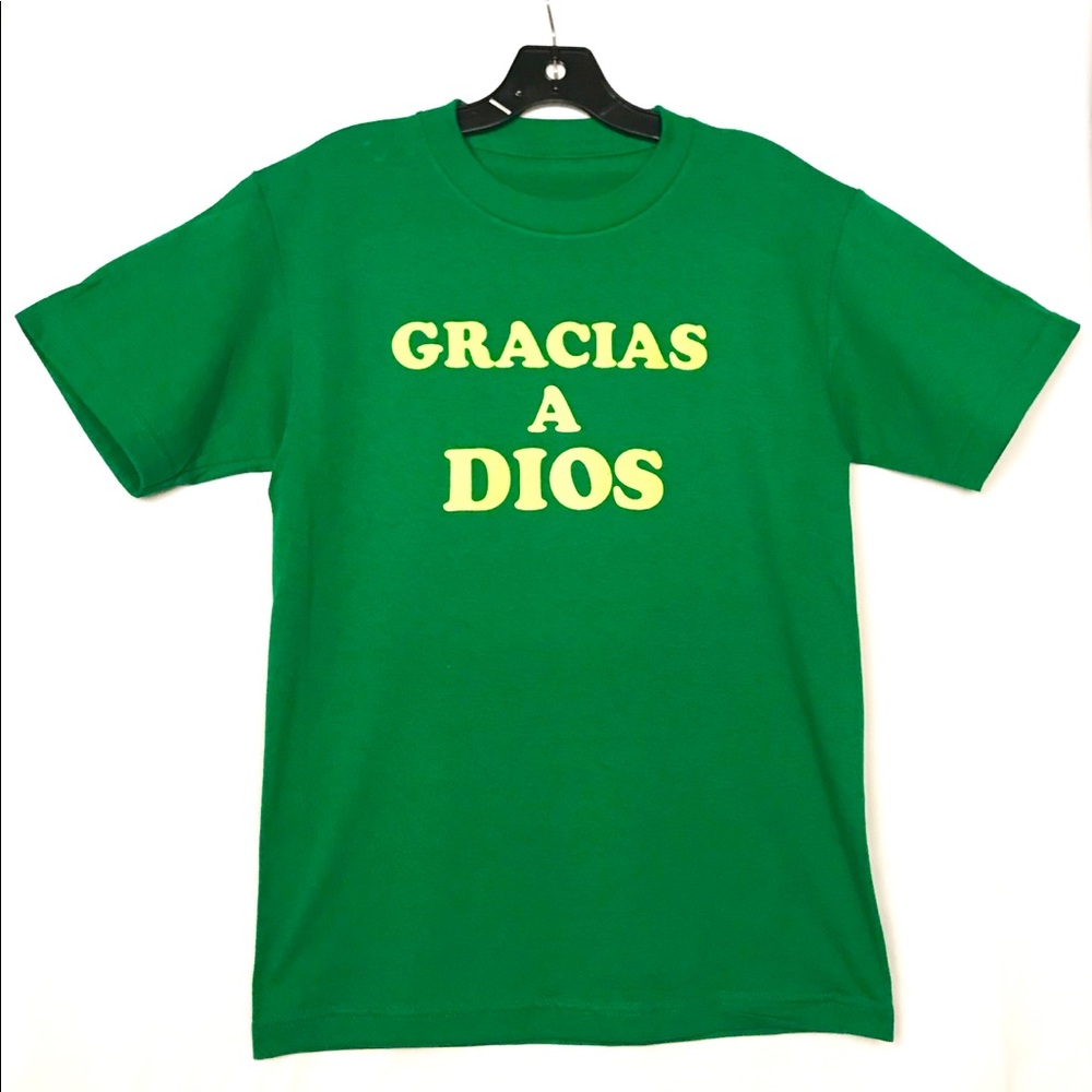 NEW  T-SHIRT “ GRACIAS A DIOS “ (Thank You God)